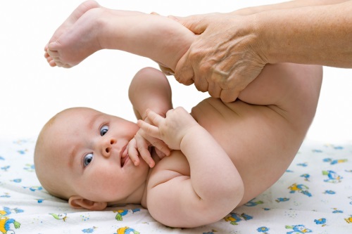 कैसे एक बच्चे को मालिश करने के लिए