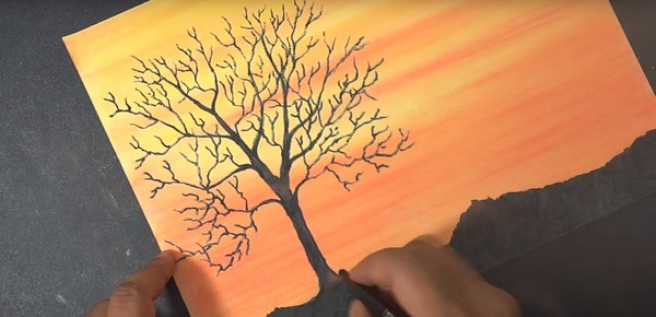 थीम "शरद ऋतु" पर आरेखण: बालवाड़ी और स्कूल 1-5 कक्षाओं के लिए पेंसिल और पेंट के साथ मास्टर कक्षाएं