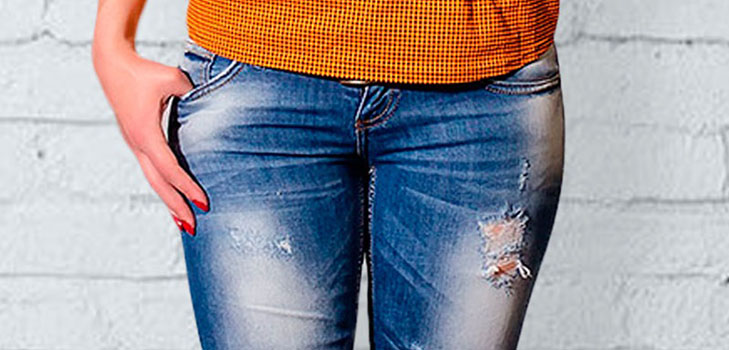 कैसे डंडे या फट जीन्स खुद के साथ जीन्स बनाने के लिए