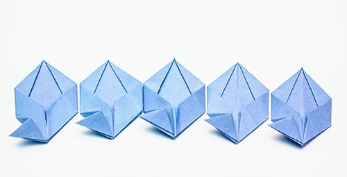 कैसे अपने हाथों से एक origami फूल बनाने के लिए