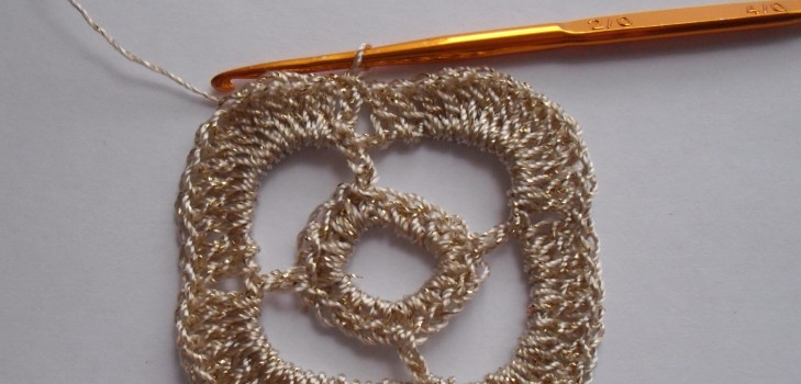 ग्रीष्मकालीन crochet के लिए ओपनवर्क बोलेरो