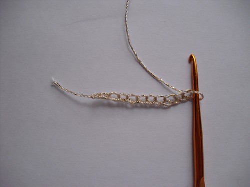 ग्रीष्मकालीन crochet के लिए ओपनवर्क बोलेरो