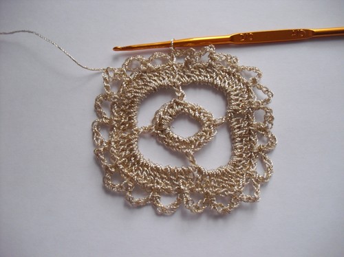 ग्रीष्मकालीन crochet के लिए ओपनवर्क बोलेरो