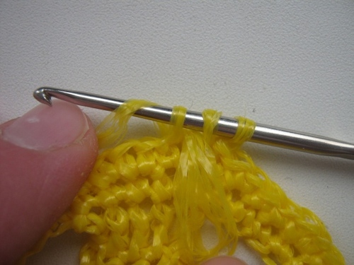 कैसे एक लोफिया crochet टाई करने के लिए?