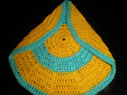 उज्ज्वल गर्मियों के बैग crocheted