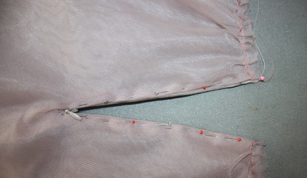 कैसे अपने हाथों से एक Tulle स्कर्ट बनाने के लिए