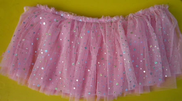 कैसे अपने हाथों से एक Tulle स्कर्ट बनाने के लिए