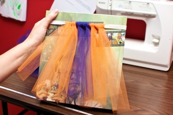 कैसे अपने हाथों से एक Tulle स्कर्ट बनाने के लिए