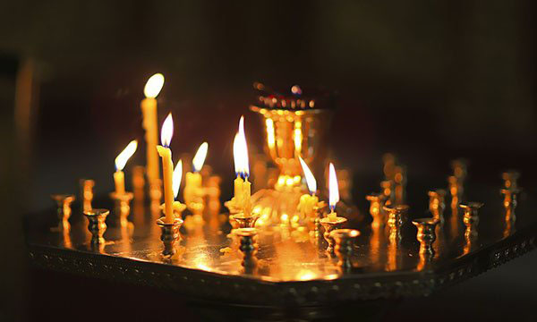 प्रार्थना और ईस्टर के लिए भूखंड