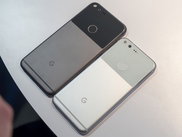 कुछ अति आवश्यक नहीं: नया Google पिक्सेल स्मार्टफ़ोन