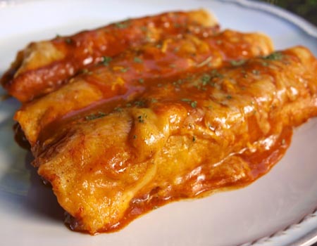 सेम और जड़ सब्जियों के साथ Enchiladas