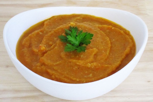 एक प्रकार का वृक्ष से मछली का मक्खन - मेयोनेज़, काली मिर्च के साथ व्यंजनों, एक मांस की चक्की के माध्यम से, एक बहुभिन्नरूपी