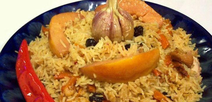 कैसे चिकन के साथ एक स्वादिष्ट पीलियम पकाना?