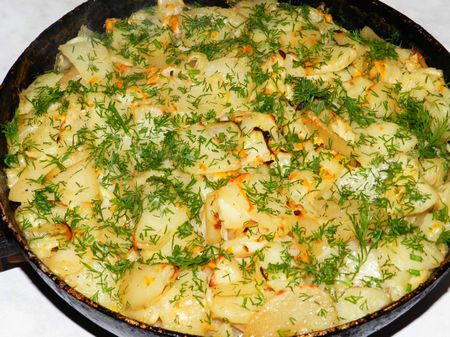 ओवन में मांस के साथ आलू: स्वादिष्ट पकाने के लिए कैसे?
