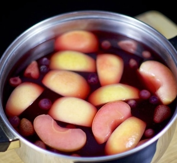 Chokeberry ashberry से अवनत करें