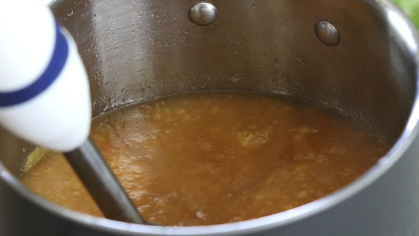 कैसे घर पर सेब से जाम पकाने के लिए