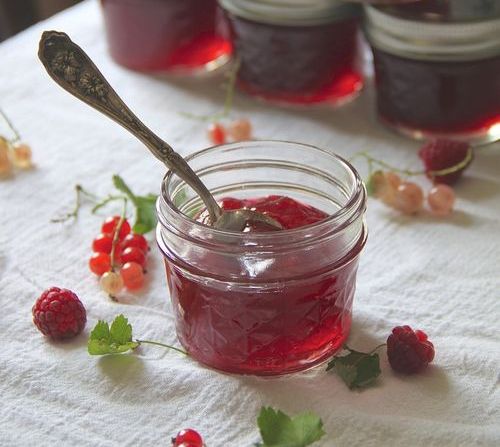 जेली लाल currant से