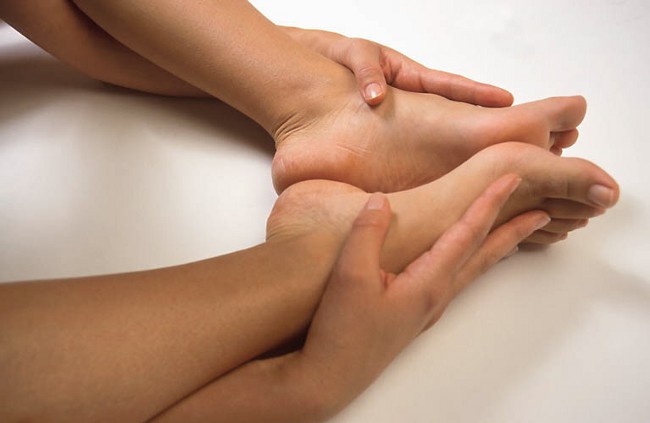 कैसे calluses और corns से छुटकारा पाने के लिए?